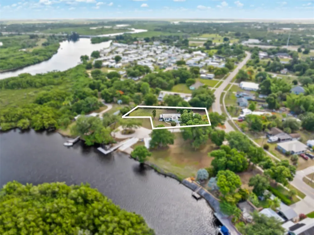8126 RIVERSIDE DRIVE Punta Gorda, FL 33982