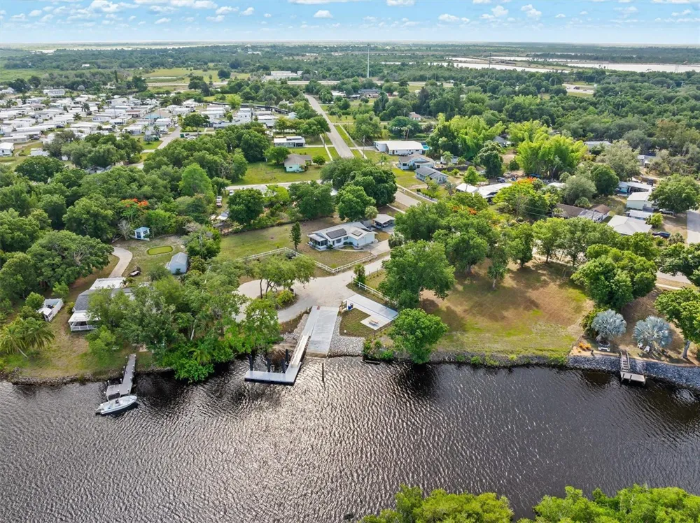 8126 RIVERSIDE DRIVE Punta Gorda, FL 33982