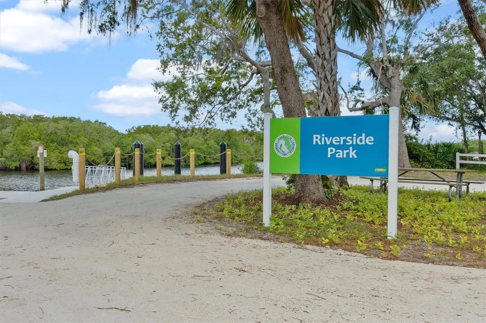 8126 RIVERSIDE DRIVE Punta Gorda, FL 33982