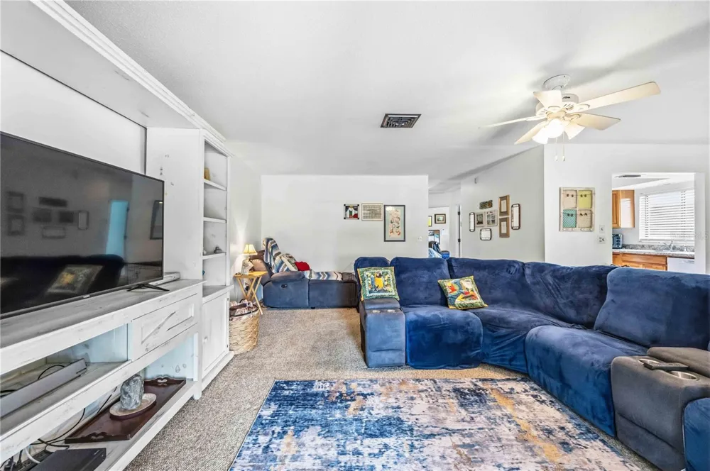 18 QUAILS RUN BOULEVARD #18202 Englewood, FL 34223