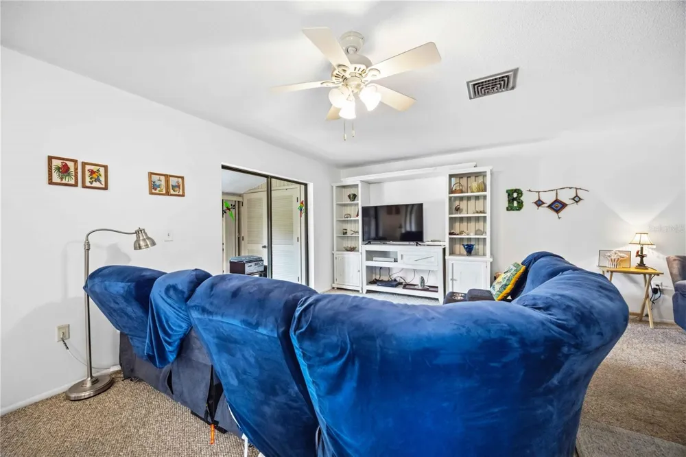 18 QUAILS RUN BOULEVARD #18202 Englewood, FL 34223