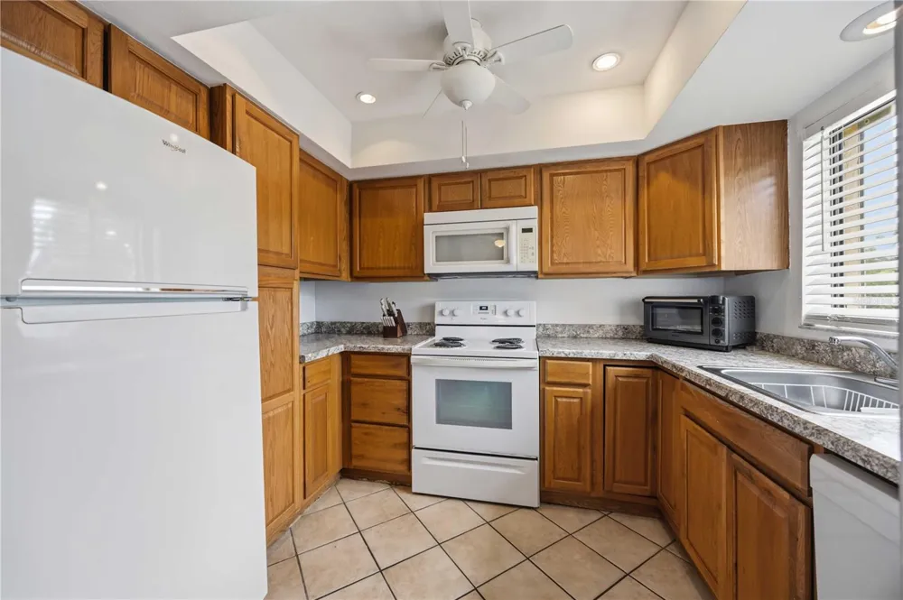 18 QUAILS RUN BOULEVARD #18202 Englewood, FL 34223