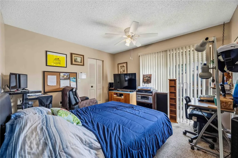 18 QUAILS RUN BOULEVARD #18202 Englewood, FL 34223