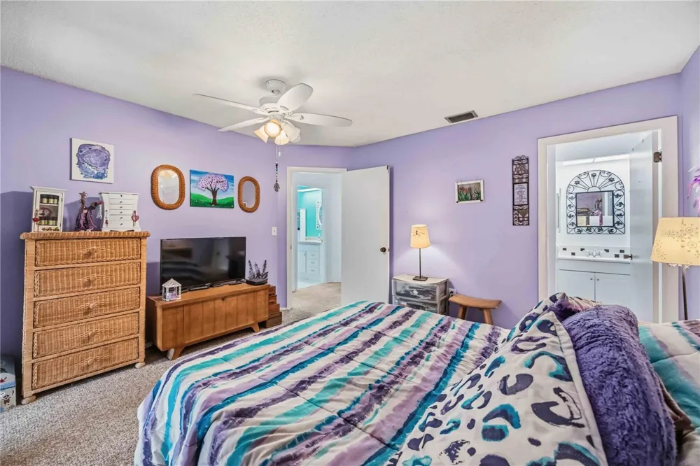 18 QUAILS RUN BOULEVARD #18202 Englewood, FL 34223
