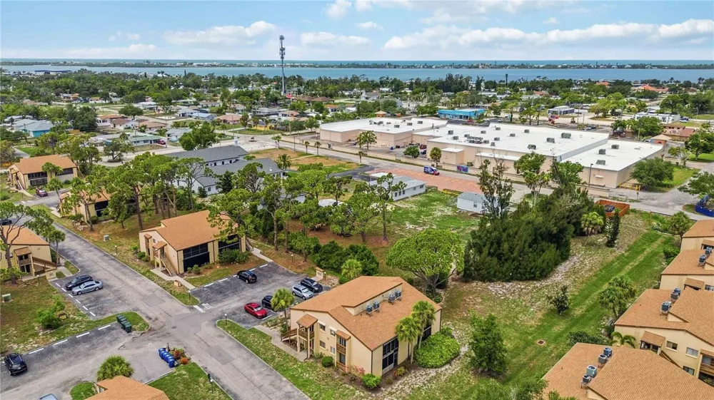 18 QUAILS RUN BOULEVARD #18202 Englewood, FL 34223