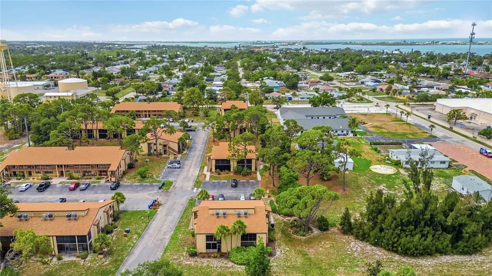 18 QUAILS RUN BOULEVARD #18202 Englewood, FL 34223