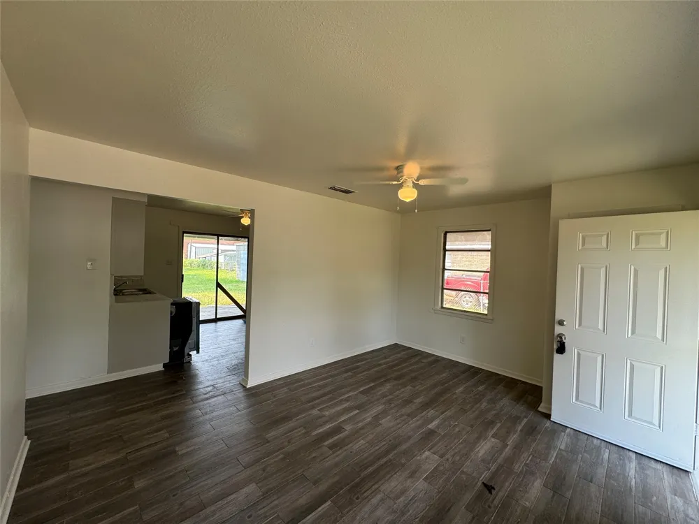 1714 Oriole Street Bossier City, LA 71112
