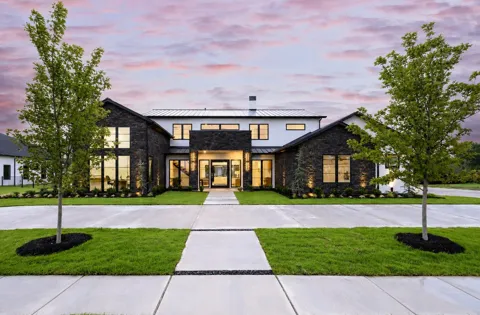 327 Longview Place