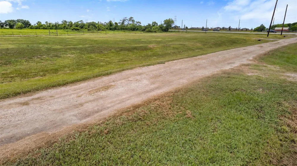 Pleasant Valley Drive Lots 12-16 Rosharon, TX 77583