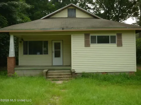 320 Locust Street