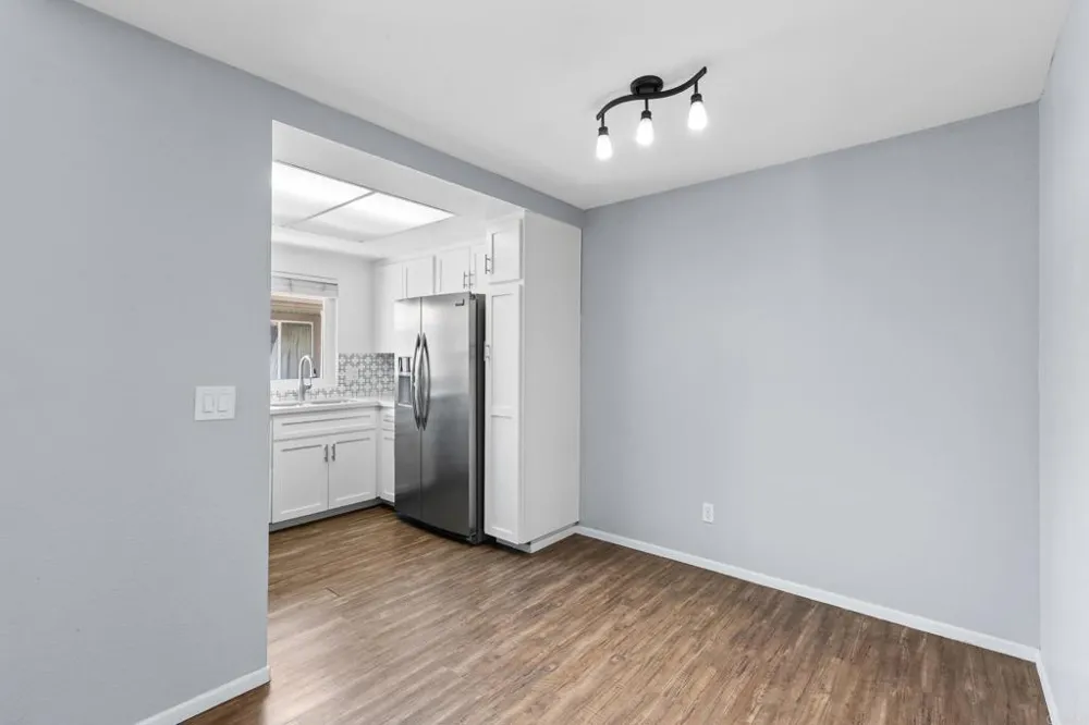 9872 Shirley Gardens Drive #4 Santee, CA 92071