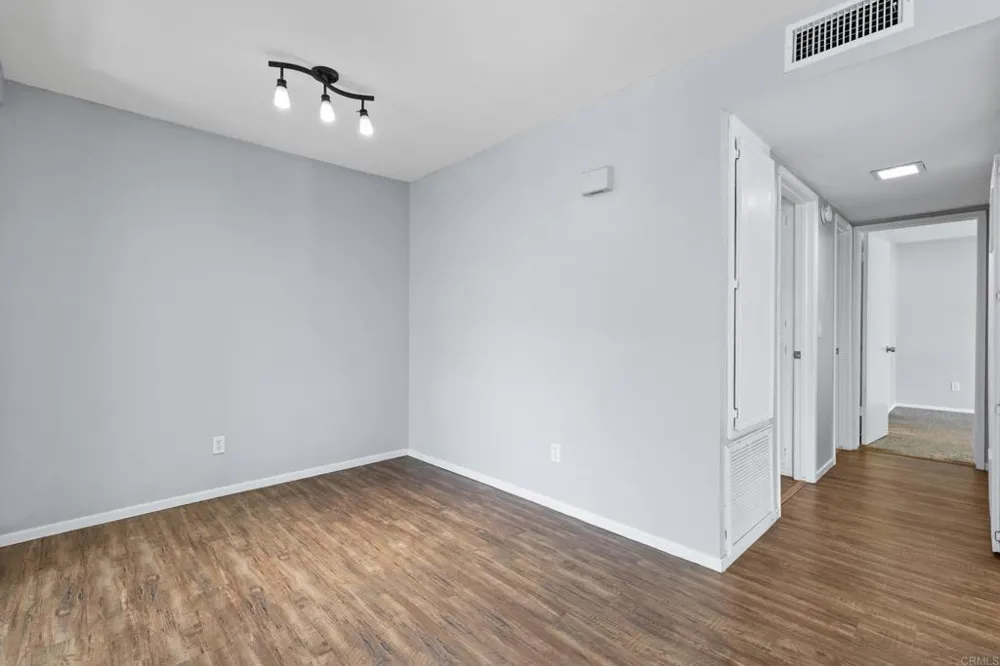 9872 Shirley Gardens Drive #4 Santee, CA 92071