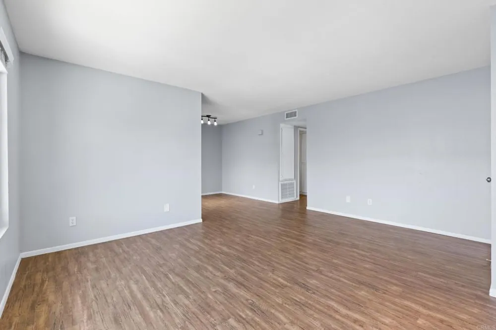 9872 Shirley Gardens Drive #4 Santee, CA 92071