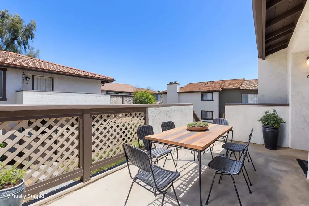 9872 Shirley Gardens Drive #4 Santee, CA 92071