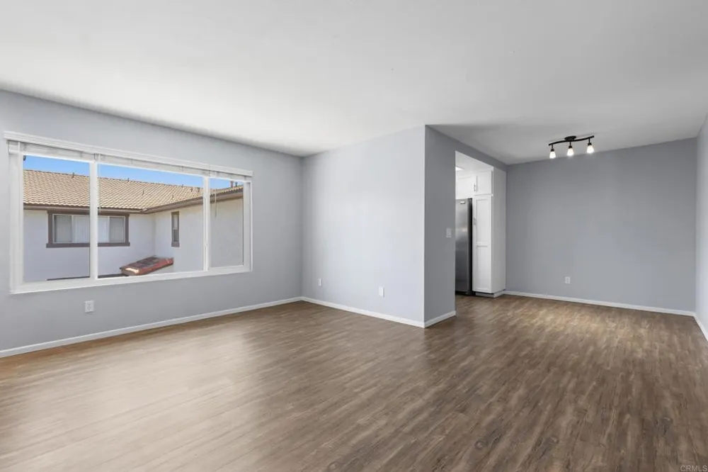 9872 Shirley Gardens Drive #4 Santee, CA 92071