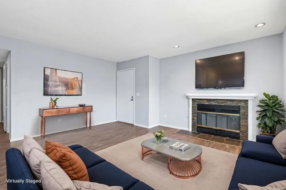 9872 Shirley Gardens Drive #4 Santee, CA 92071