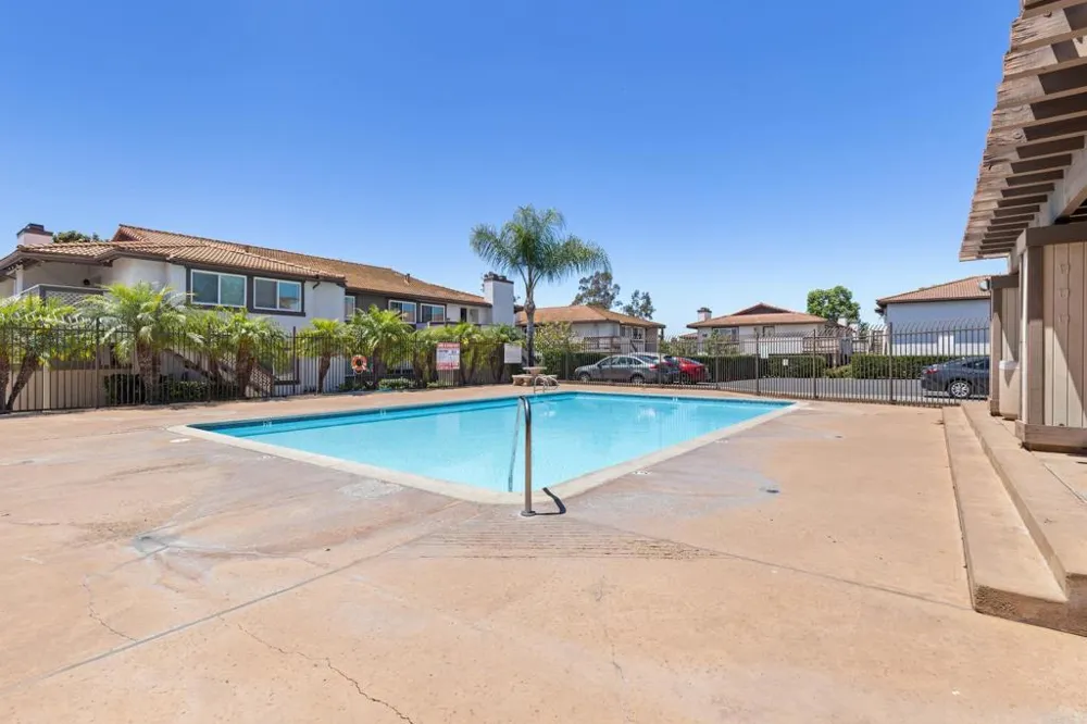 9872 Shirley Gardens Drive #4 Santee, CA 92071