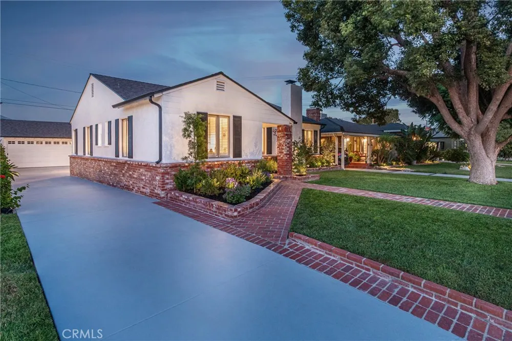 220 S Reese Place Burbank, CA 91506