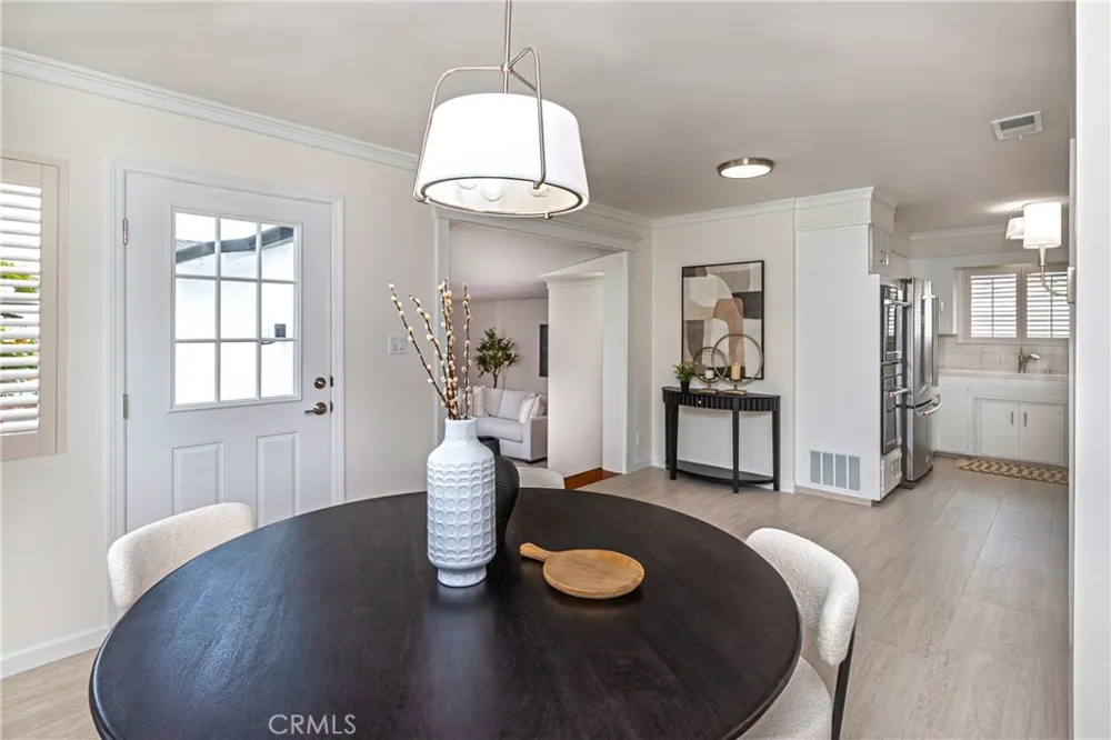 220 S Reese Place Burbank, CA 91506