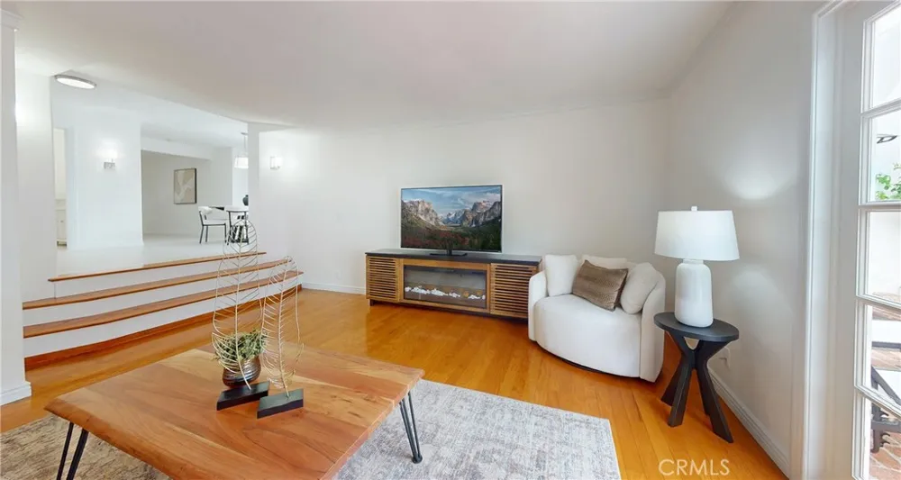 220 S Reese Place Burbank, CA 91506