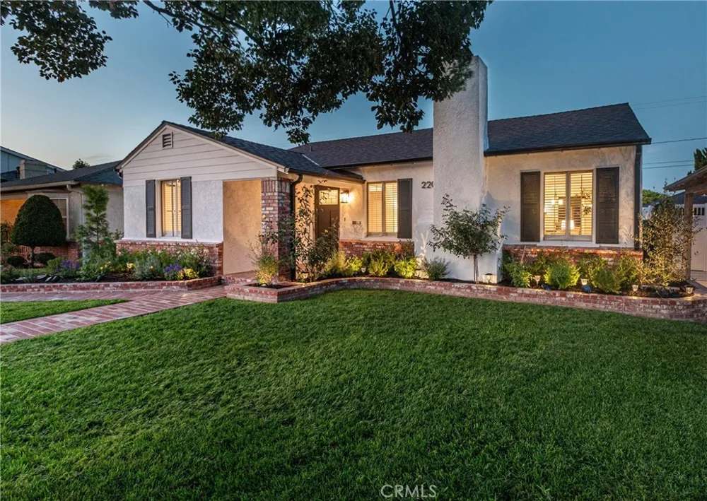 220 S Reese Place Burbank, CA 91506