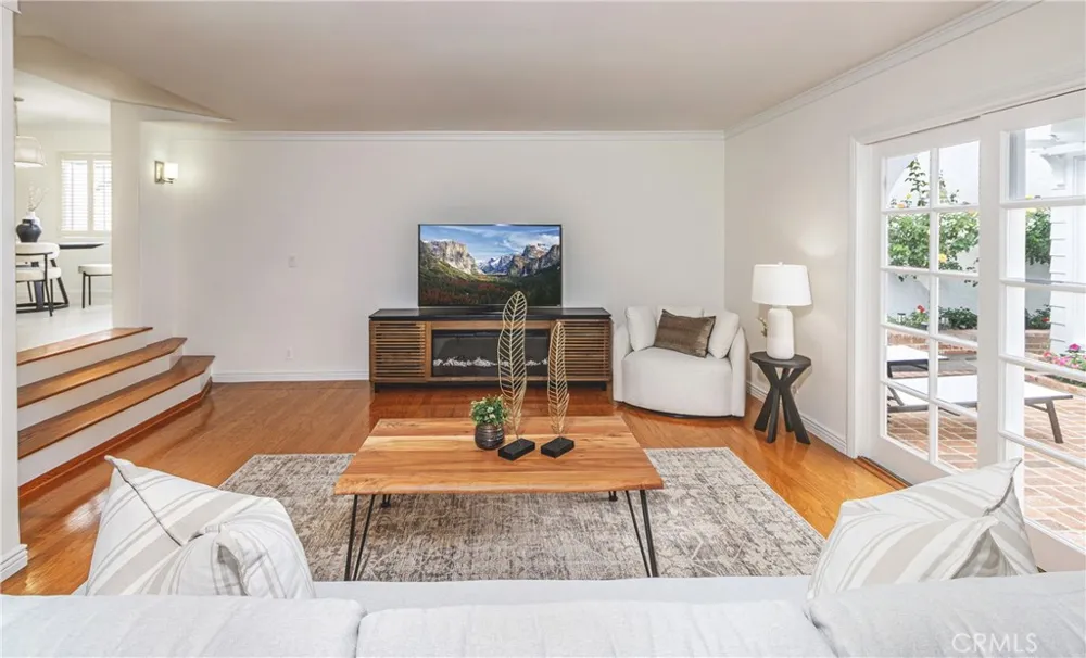 220 S Reese Place Burbank, CA 91506
