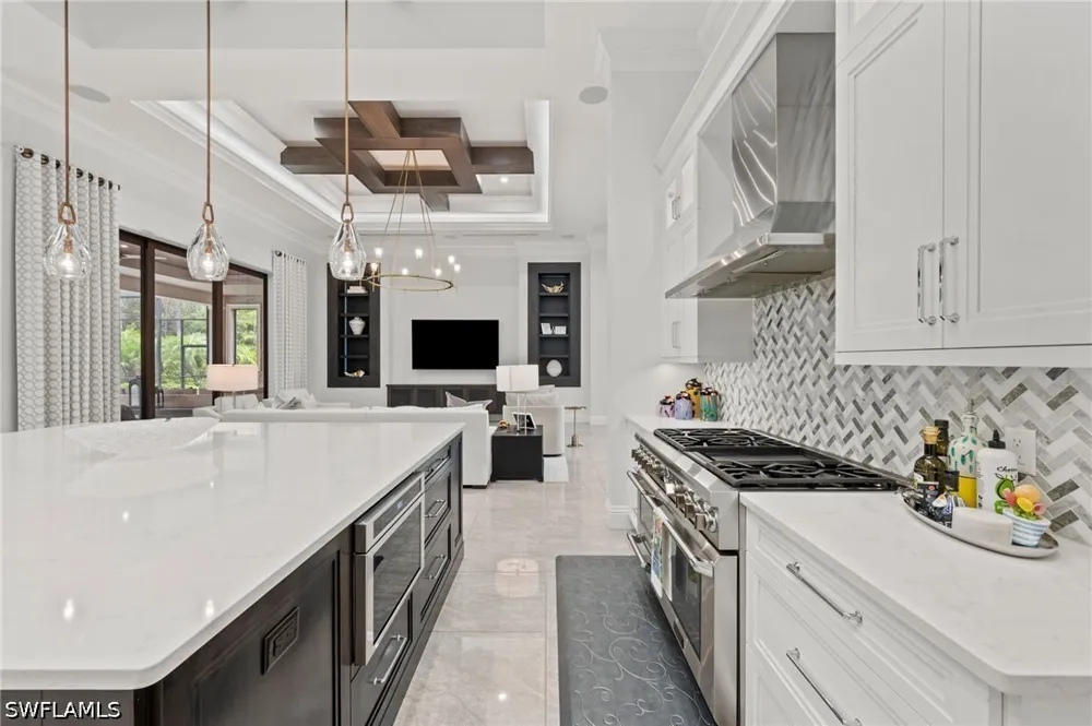 Edgecumbe Drive Naples, FL 34119