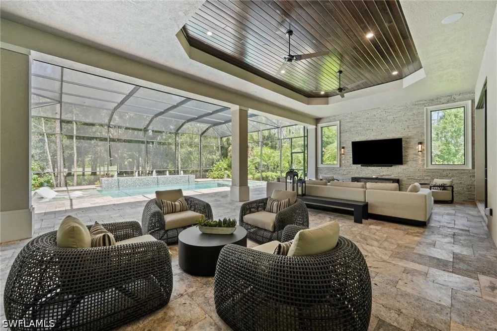 Edgecumbe Drive Naples, FL 34119