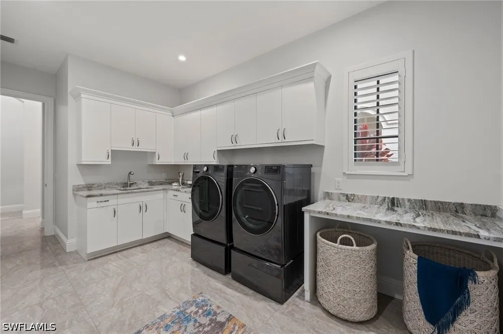 Edgecumbe Drive Naples, FL 34119