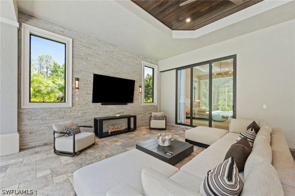 Edgecumbe Drive Naples, FL 34119