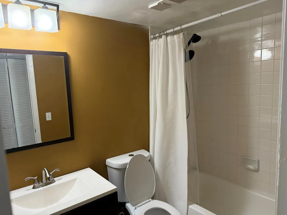 10001 WINDING LAKE ROAD #106 Sunrise, FL 33351