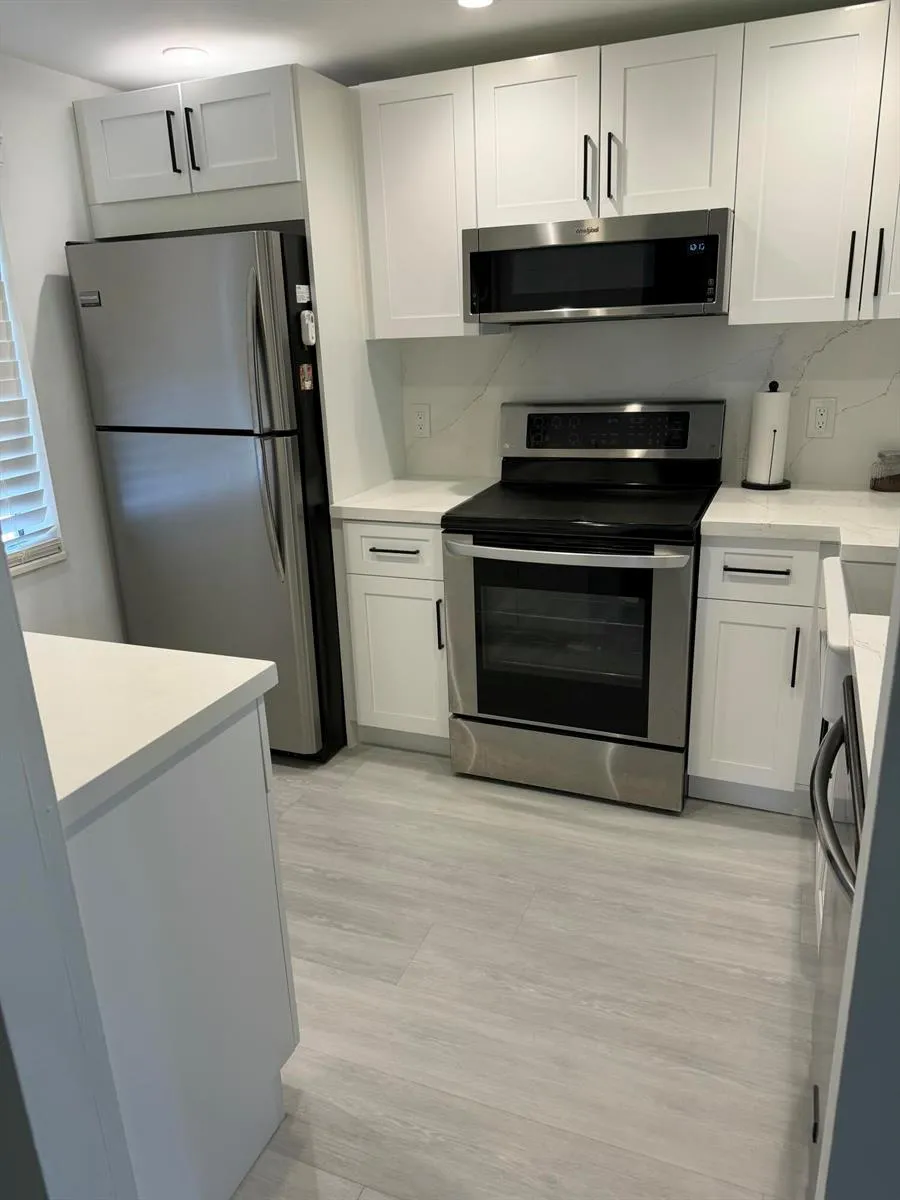 10001 WINDING LAKE ROAD #106 Sunrise, FL 33351