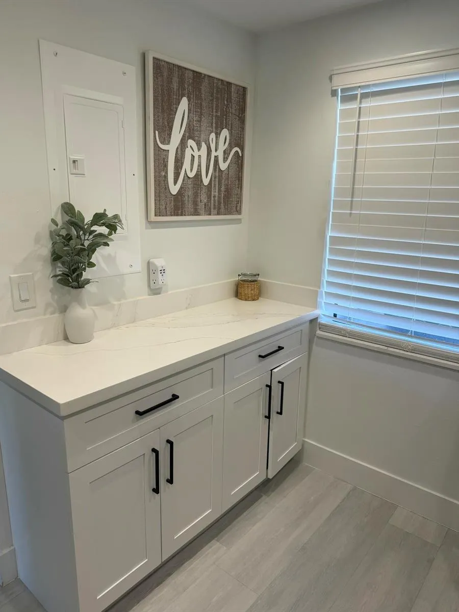 10001 WINDING LAKE ROAD #106 Sunrise, FL 33351