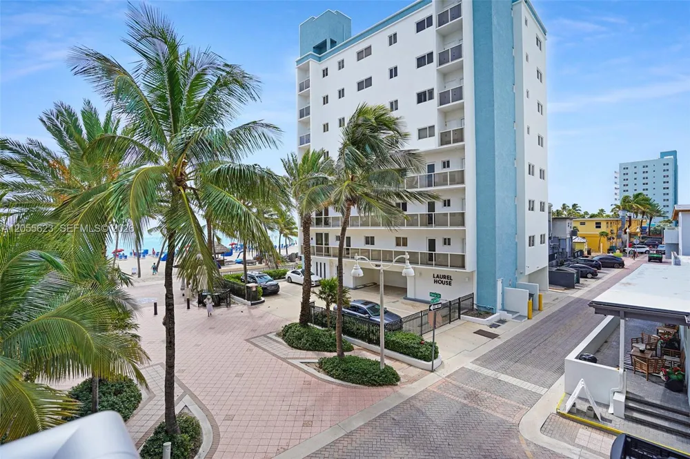 777 Ocean Dr #N207 Hollywood, FL 33019