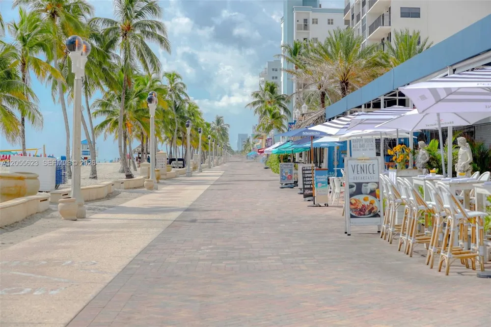 777 Ocean Dr #N207 Hollywood, FL 33019