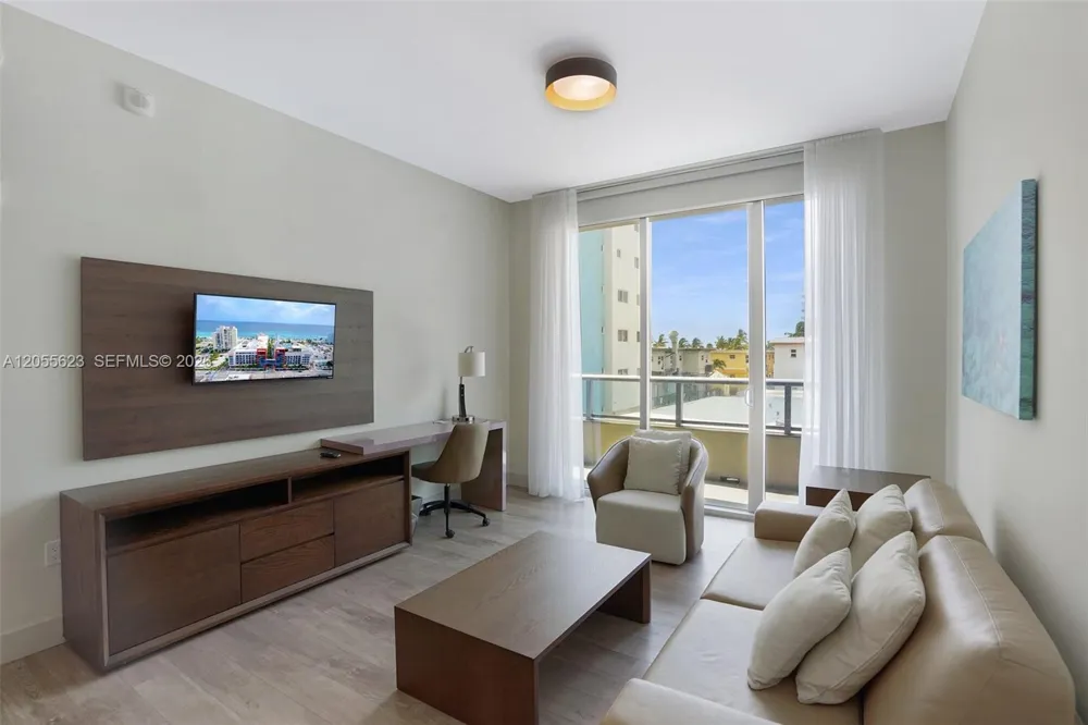 777 Ocean Dr #N207 Hollywood, FL 33019