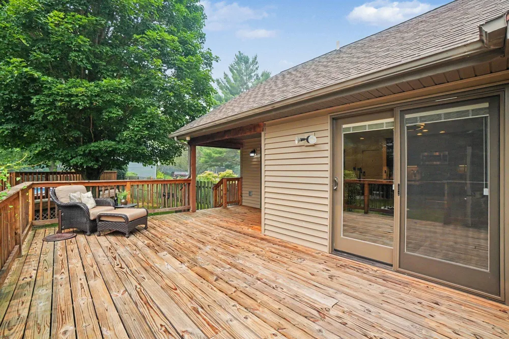 68340 Riverview Drive South Haven, MI 49090