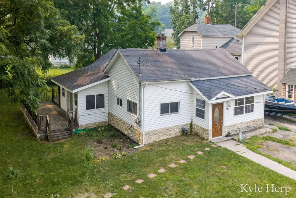 720 Boltwood Street Hastings, MI 49058