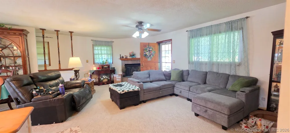 405 Woodward Circle Gore, OK 74435