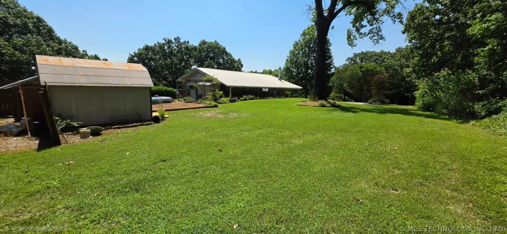 405 Woodward Circle Gore, OK 74435