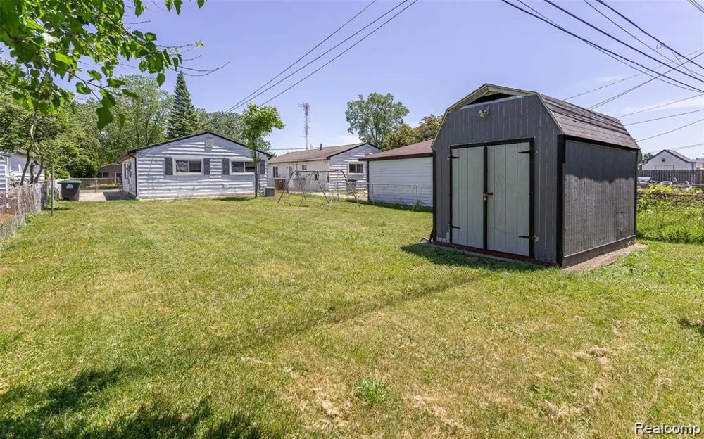 14390 Gage Street Taylor City, MI 48180