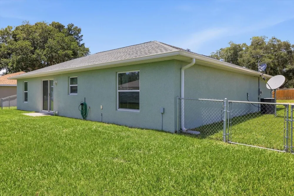 13730 SW 102ND STREET Dunnellon, FL 34432