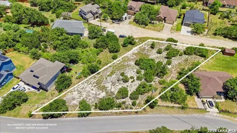 10803 Lake Park Dr