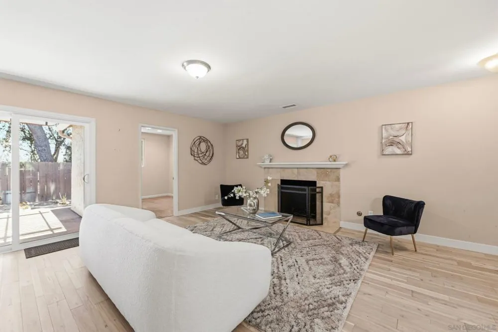 15377 Andorra Way San Diego, CA 92129