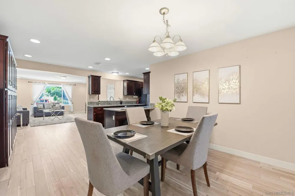 15377 Andorra Way San Diego, CA 92129