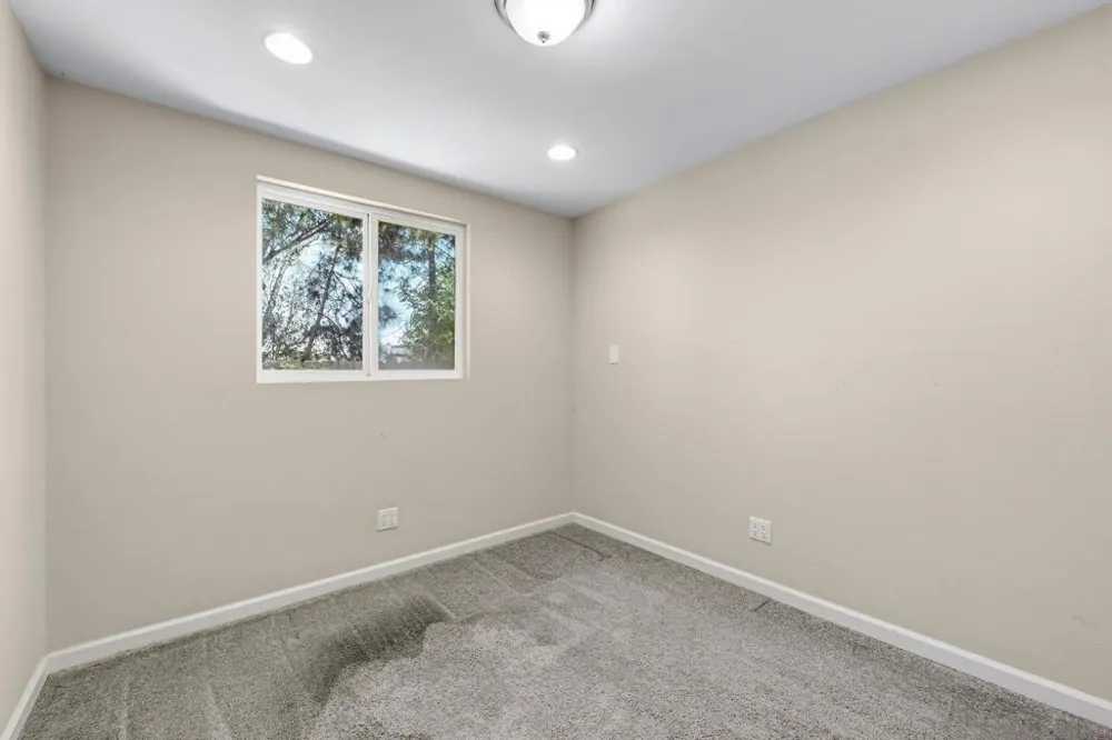 15377 Andorra Way San Diego, CA 92129