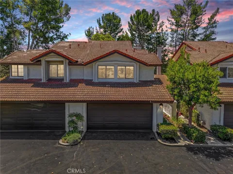 6 Shadow Hill