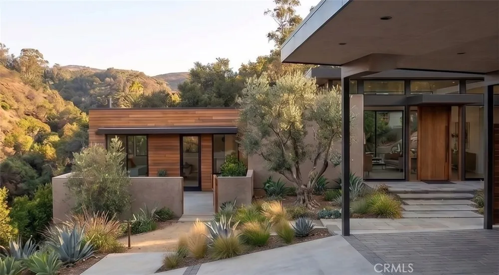 26137 Fairside Rd Malibu, CA 90265
