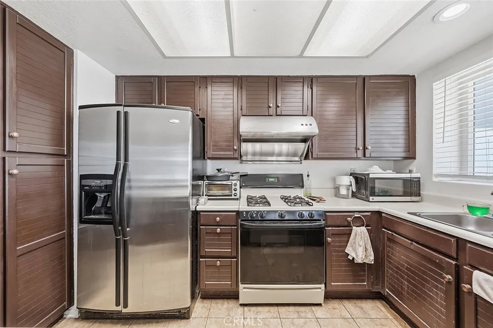 15879 Antelope Chino Hills, CA 91709