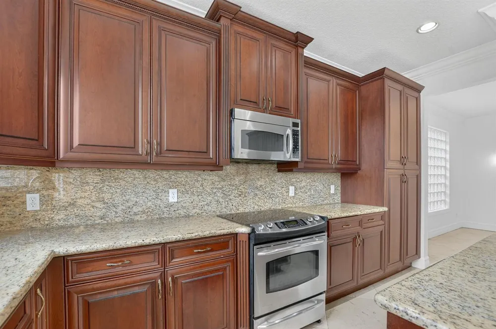 8326 Emerald Winds Circle Boynton Beach, FL 33473